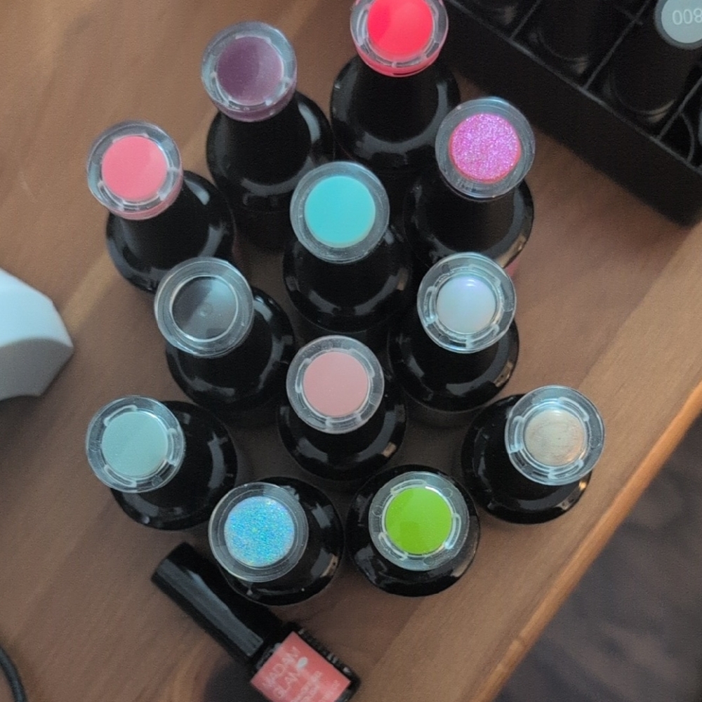 Chic Press-On Nail Set - Multicolor Collection